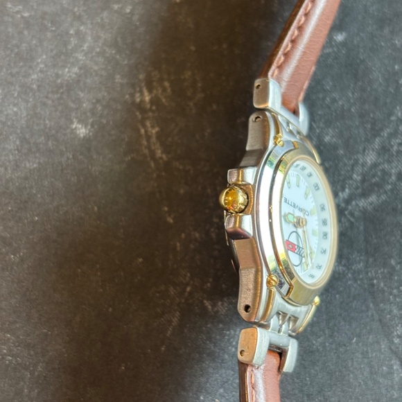 Chevrolet Corvette Ladies Silver Gold Watch 1990's Leather Band Quartz Accuracy - Picture 12 of 14
